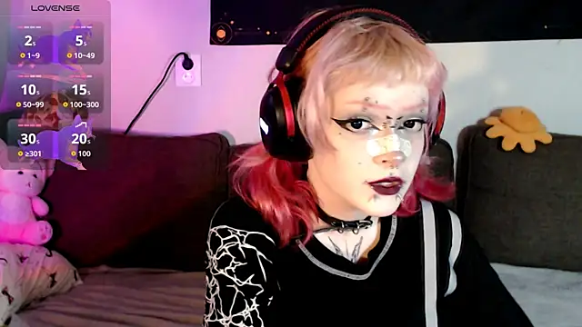 meow nicole online show from July 5, 2026, 6:59 pm