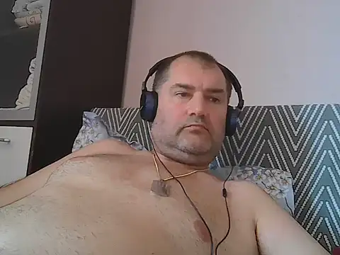 CristianDaniel78 online show from July 19, 2026, 7:39 am