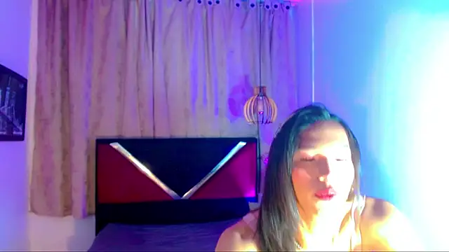 Maelys and ahlaiya online show from July 1, 2026, 7:25 pm