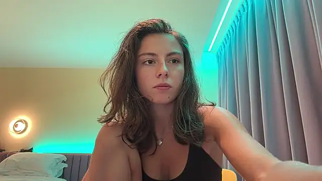 Monicaqte online show from June 27, 2026, 11:16 am
