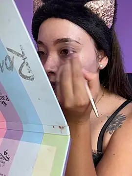 mia bornner online show from July 20, 2026, 7:49 pm