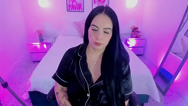 Snapshot of camilaa7 chatting on June 26, 2026, 7:14 am camilaa7 online show from June 26, 2026, 7:14 am