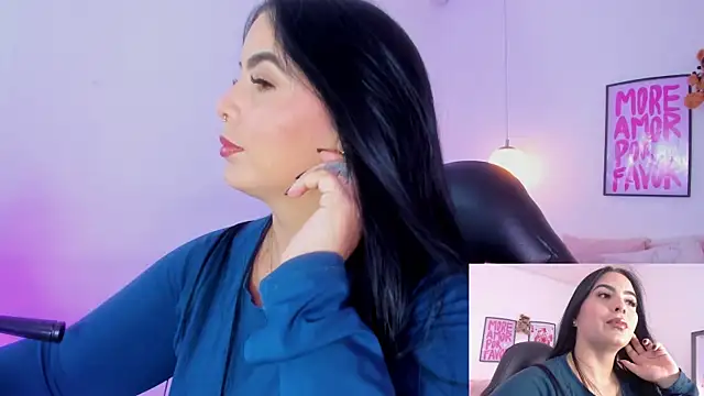 Snapshot of camilaa7 chatting on July 5, 2026, 7:26 am camilaa7 online show from July 5, 2026, 7:26 am