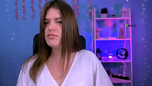 emma dark   online show from July 19, 2026, 9:06 am