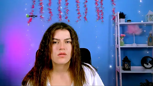emma dark   online show from July 8, 2026, 9:21 am