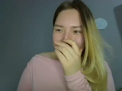 Snapshot of Vinoriaki chatting on July 2, 2026, 9:32 pm Vinoriaki online show from July 2, 2026, 9:32 pm