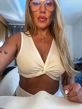 pame7748 online show from July 16, 2026, 9:39 am