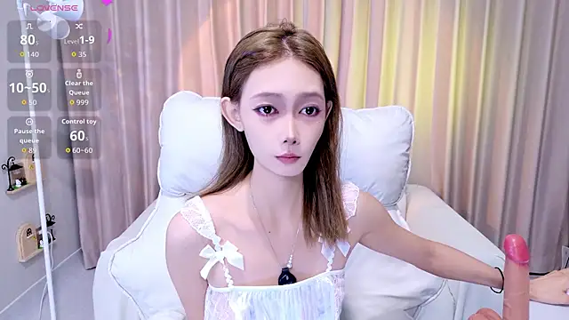 YangYang-0805 online show from June 25, 2026, 5:05 am