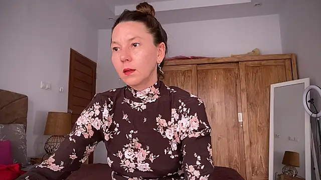 kittycat4you online show from February 17, 2025, 7:15 am