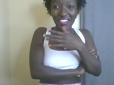 Snapshot of Keilay chatting on July 13, 2026, 9:36 pm Keilay online show from July 13, 2026, 9:36 pm