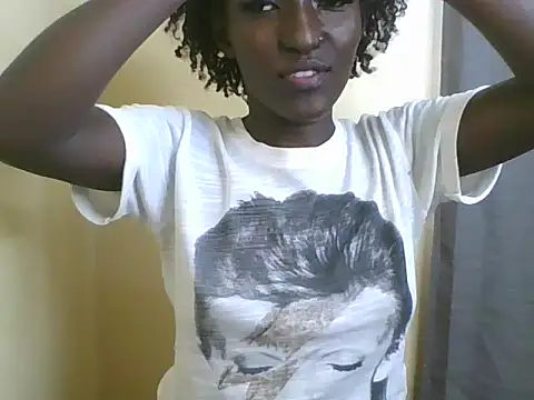 Snapshot of Keilay chatting on July 29, 2026, 8:57 am Keilay online show from July 29, 2026, 8:57 am