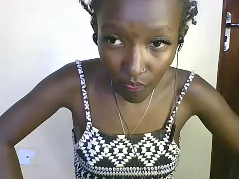 Snapshot of Keilay chatting on July 25, 2026, 7:49 am Keilay online show from July 25, 2026, 7:49 am