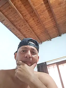latin boyxxx1 online show from August 6, 2026, 4:02 pm