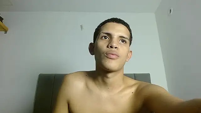 Snapshot of Jose_And_Daniel chatting on July 13, 2026, 11:26 pm Jose And Daniel online show from July 13, 2026, 11:26 pm