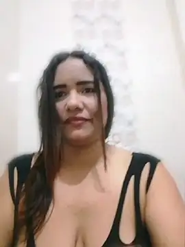 Snapshot of Susanne-love chatting on July 6, 2026, 12:01 pm Susanne-love online show from July 6, 2026, 12:01 pm