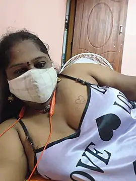yalini1431 online show from July 30, 2026, 11:15 pm
