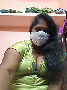 yalini1431 online show from July 8, 2026, 9:26 pm