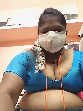 yalini1431 online show from July 15, 2026, 8:05 pm