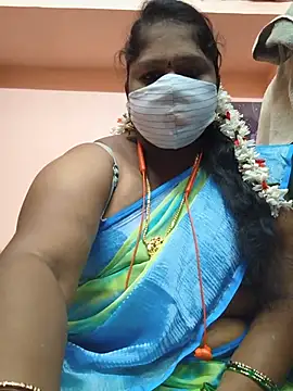 yalini1431 online show from July 4, 2026, 8:35 pm