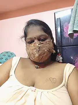 yalini1431 online show from June 26, 2026, 8:25 pm