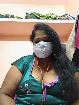 yalini1431 online show from July 7, 2026, 7:50 pm