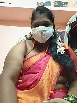 yalini1431 online show from July 14, 2026, 8:04 pm