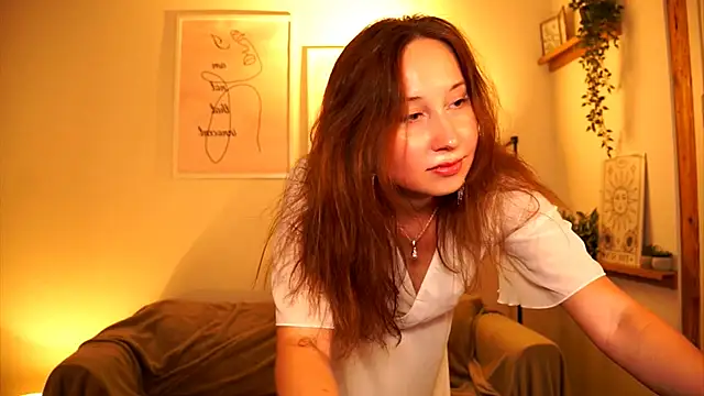 Enchantyy online show from August 7, 2026, 4:13 pm
