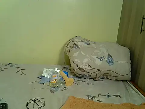 Pretty Cupcake7 online show from July 16, 2026, 6:38 pm