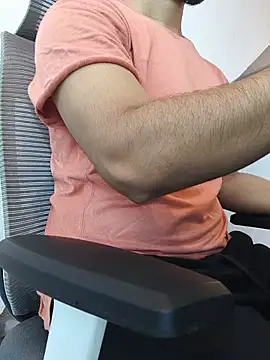8inch hunk19 online show from July 31, 2026, 5:51 am