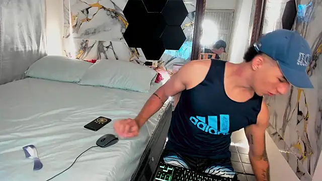 Goldendesirexx online show from July 9, 2026, 5:12 pm