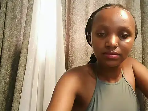 Cherrysexxi online show from July 28, 2026, 2:24 pm