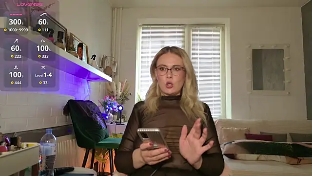 BeautyeyesLovely online show from March 14, 2026, 8:42 am