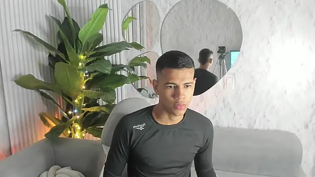 Noah sexhotty online show from July 11, 2026, 2:12 am