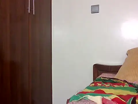 fineriri online show from June 28, 2026, 12:39 am