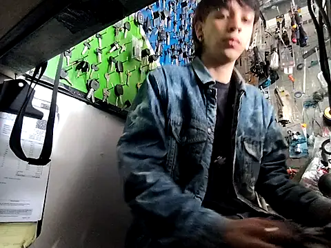 sebastianobig online show from June 25, 2026, 6:13 pm