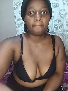 Snapshot of ThatoChubbyHun chatting on July 10, 2026, 6:19 pm ThatoChubbyHun online show from July 10, 2026, 6:19 pm