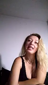 Snapshot of Raluca_Busty chatting on July 15, 2026, 10:17 pm Raluca Busty online show from July 15, 2026, 10:17 pm