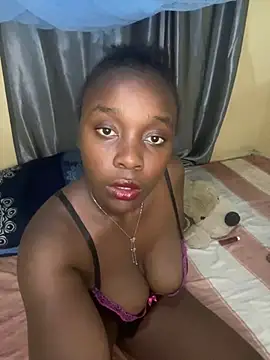 prettyjazz18 online show from June 28, 2026, 4:24 pm