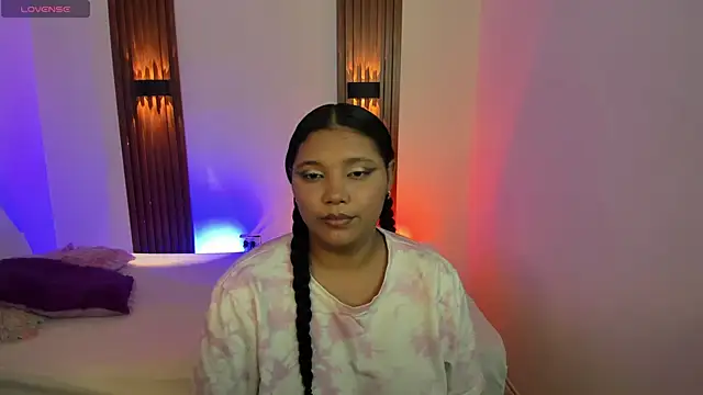IslaPearl online show from June 28, 2026, 4:57 pm