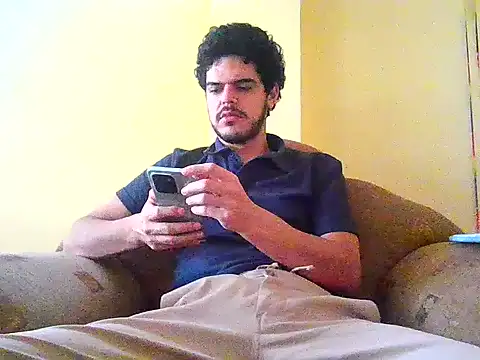 Hectorssuarez online show from July 13, 2026, 1:32 pm