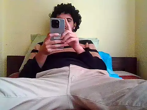 Hectorssuarez online show from July 10, 2026, 5:24 pm