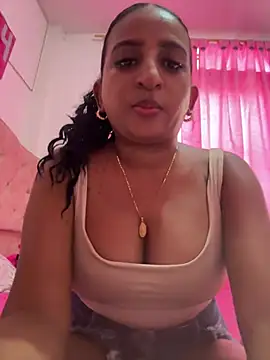 Snapshot of Celeste202 chatting on July 19, 2026, 9:44 pm Celeste202 online show from July 19, 2026, 9:44 pm