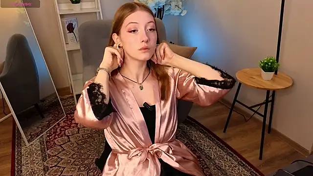 MaryanaMilsy online show from July 2, 2026, 4:29 am