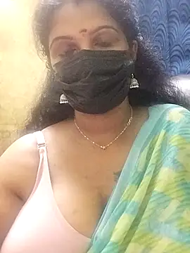Snapshot of Poojitha-Queen chatting on July 20, 2026, 5:04 pm Poojitha-Queen online show from July 20, 2026, 5:04 pm