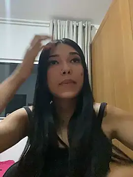 alicemaciel22 online show from June 30, 2026, 9:48 pm