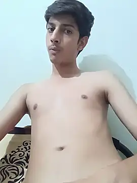 young Popi online show from July 4, 2026, 4:22 pm
