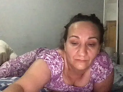 Snapshot of almarebelde chatting on July 2, 2026, 7:03 am almarebelde online show from July 2, 2026, 7:03 am