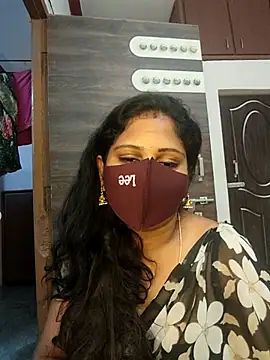 Siiddhika87 online show from July 4, 2026, 11:20 pm