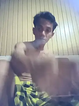 Younk001 online show from July 28, 2026, 4:39 pm