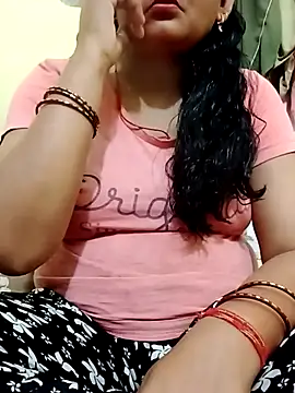 Snapshot of tanu_weds_mannu chatting on July 1, 2026, 12:27 pm tanu weds mannu online show from July 1, 2026, 12:27 pm